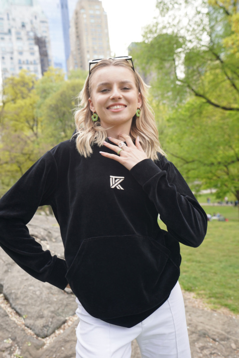 Bluza welurowa czarna - TK Bluza welurowa czarna - TK